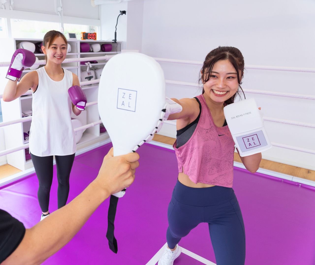 Mitt hitting training